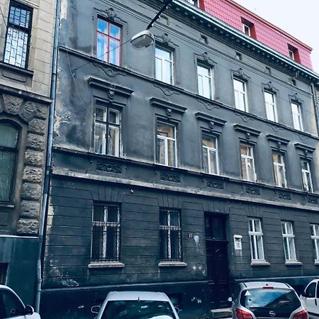 Designer Apartment In The Center Lviv Extérieur photo