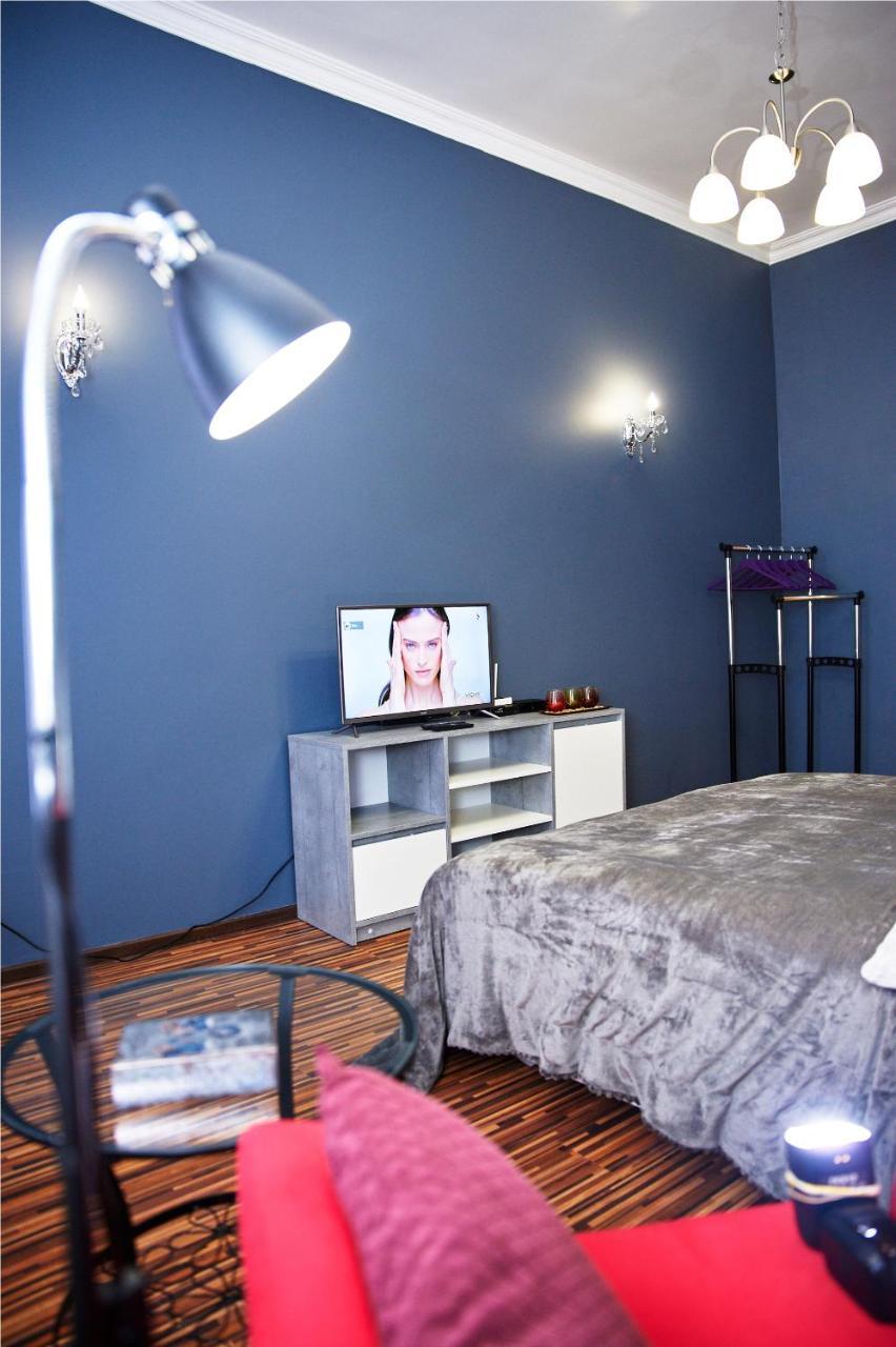 Designer Apartment In The Center Lviv Extérieur photo