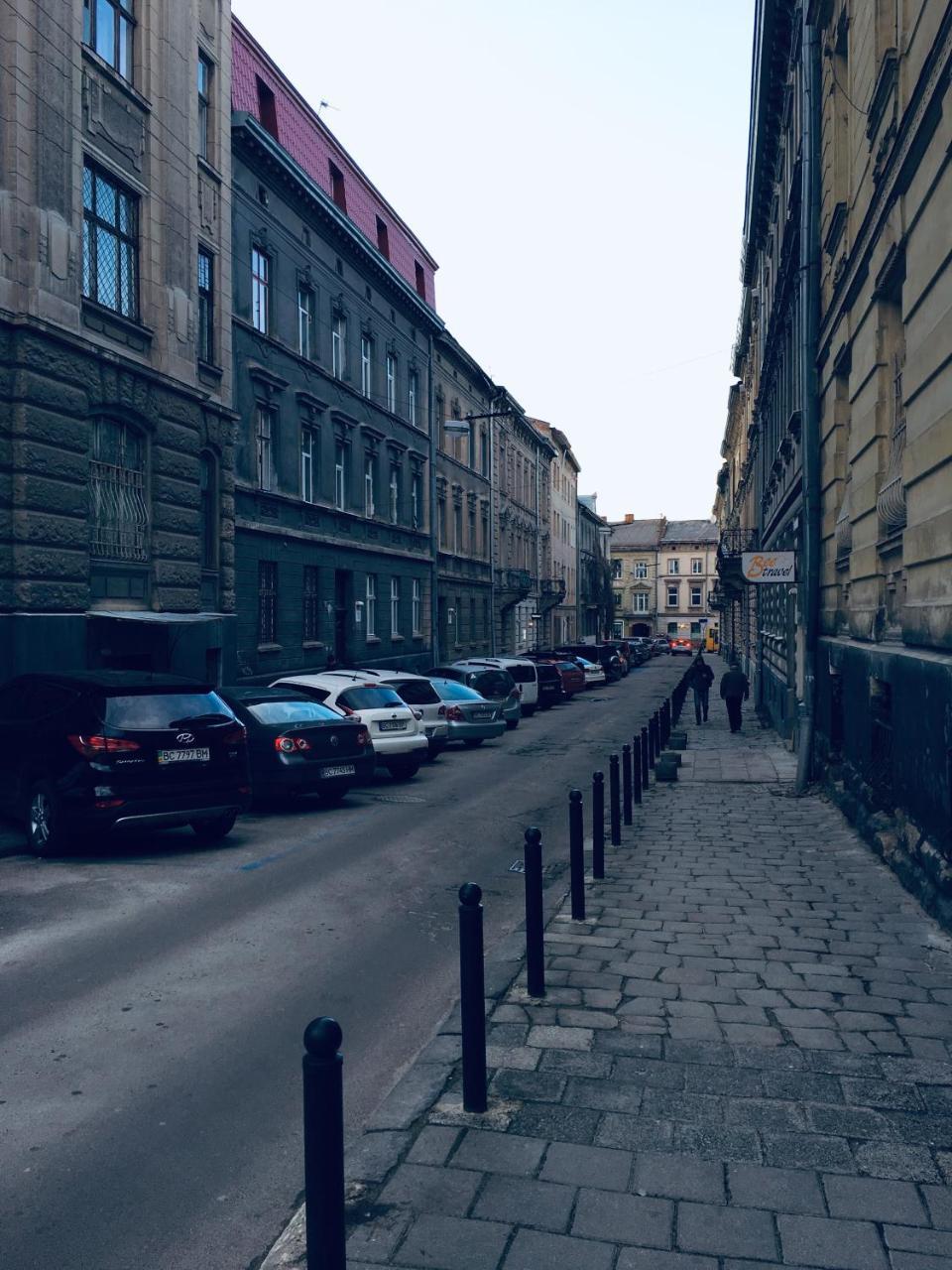 Designer Apartment In The Center Lviv Extérieur photo